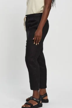 ABIGAIL PANT