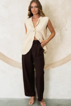 Amelia Vest
