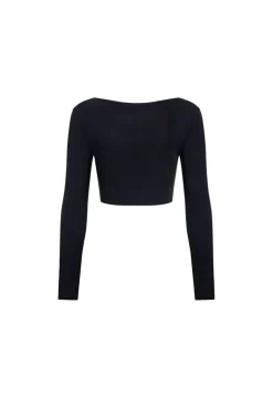 Amour Crop