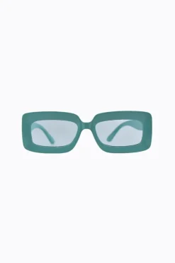 BLURRED SUNGLASSES