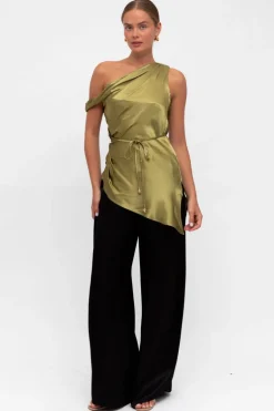 Carrie off shoulder Silky Top Olive