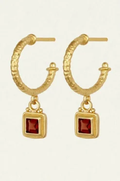 CILLA EARRING GOLD GARNET