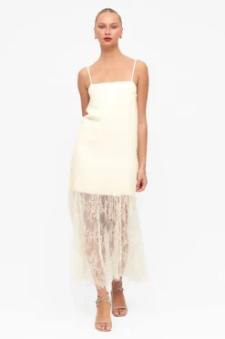 Delicate Vista Midi Dress