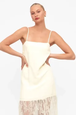Delicate Vista Midi Dress