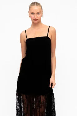 Delicate Vista Midi Dress
