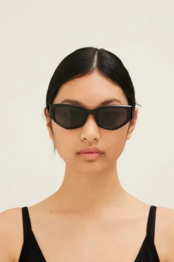 DIAMOND SUNNIES