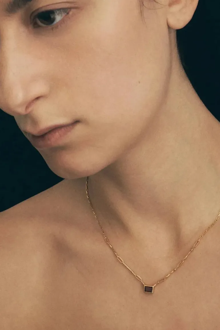 EMBER NECKLACE GARNET