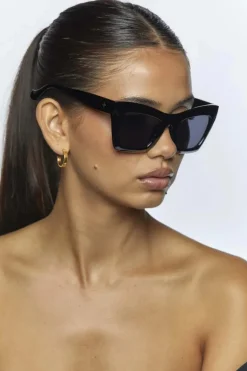 Jenner Sunnies