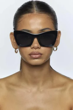 Jenner Sunnies
