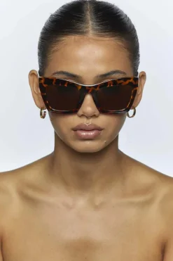 Jenner Sunnies