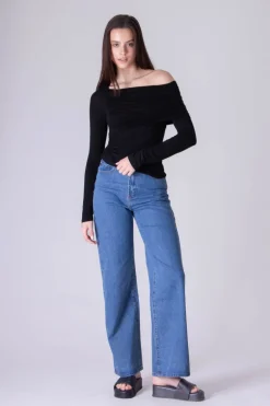 Katelyn Ruched Long Sleeve Top