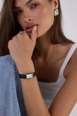 KELLY WATCH . Silver. Smooth Black .