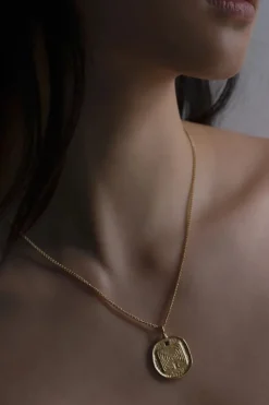 Labyrinth Necklace Gold Vermeil