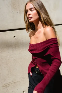 Lumina Fine Knit Top Wine