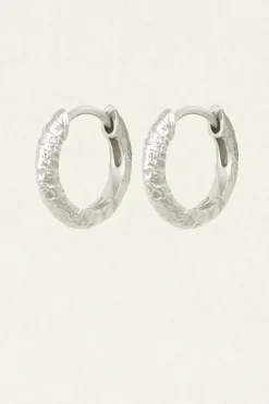 MOLTEN HUGGIES SILVER