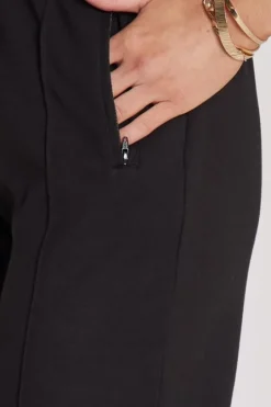Noah Cropped Pant - Black
