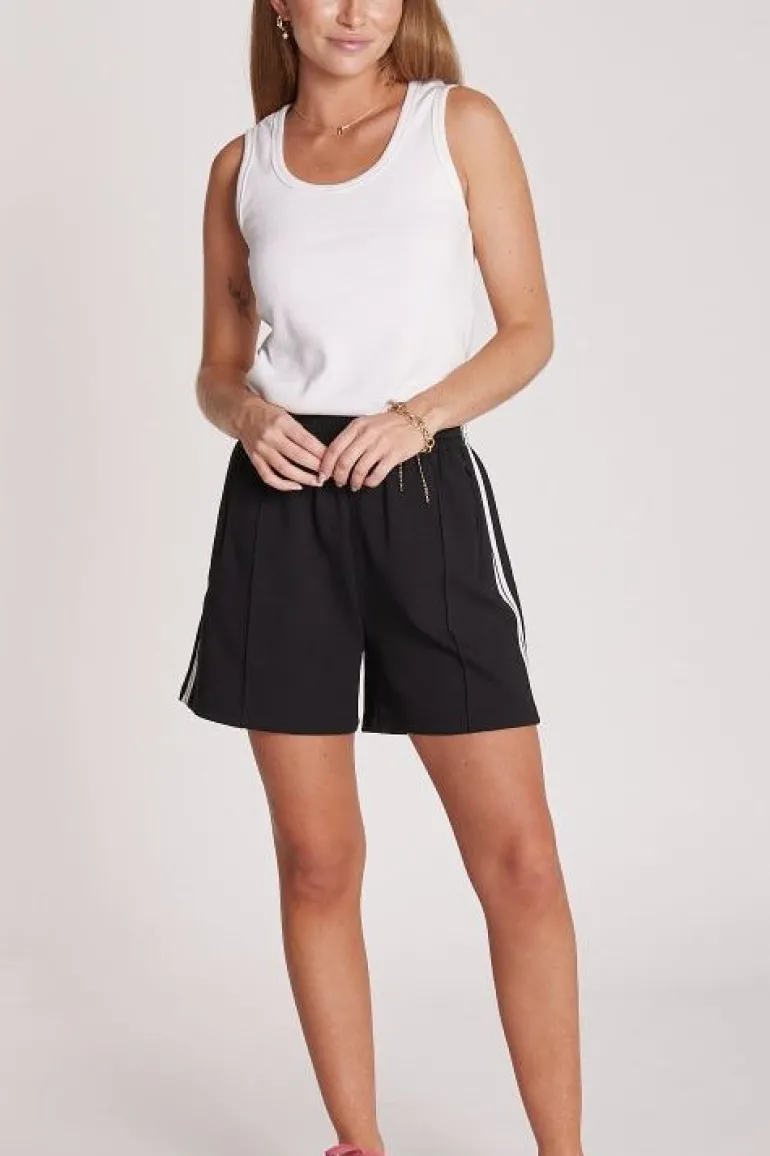 Noah Short - Black Stripe