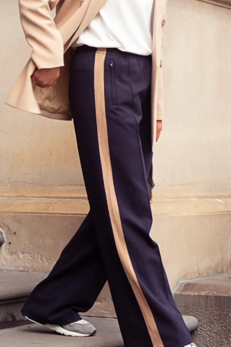 Noah Wide Pant- Navy Camel Stripe