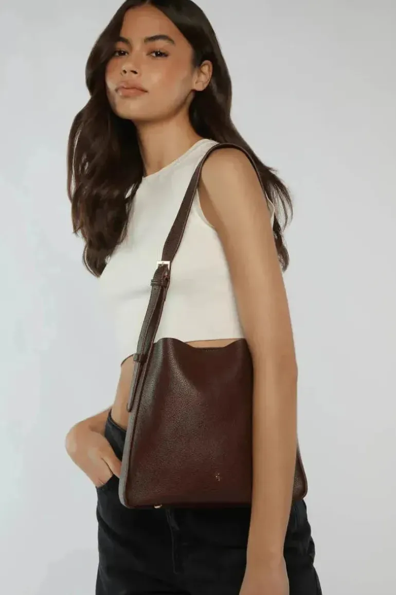 Otto Slouch Bucket