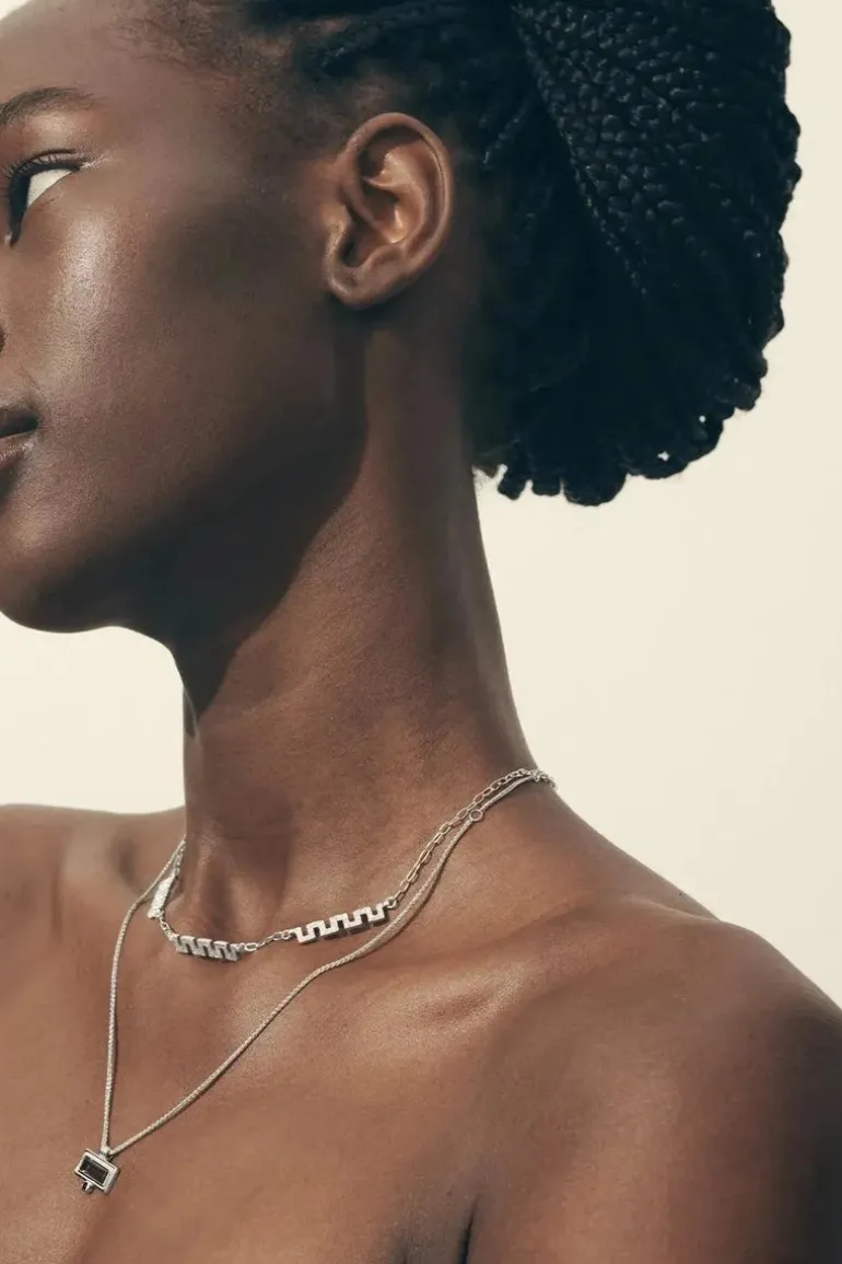 Pele Necklace Silver