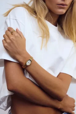 PHOEBE Watch. Gold.