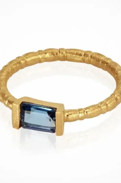 Pia Ring Topaz Gold