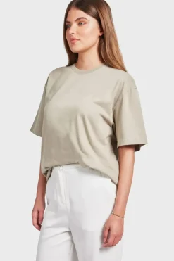 Relaxed Tee