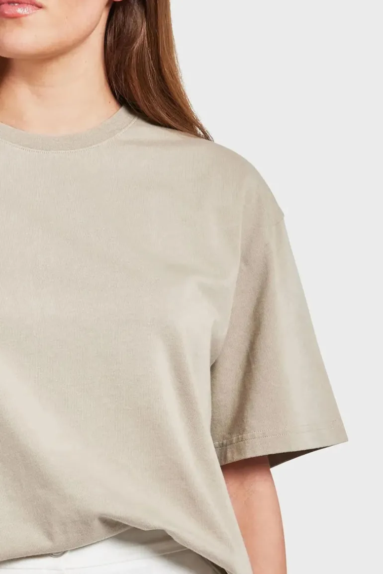 Relaxed Tee