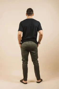 RILEY SLIM CHINO