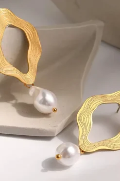 Seira Pearl Earring
