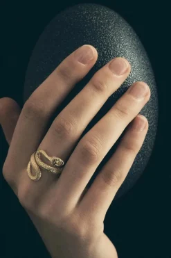 Serpent Ring Gold