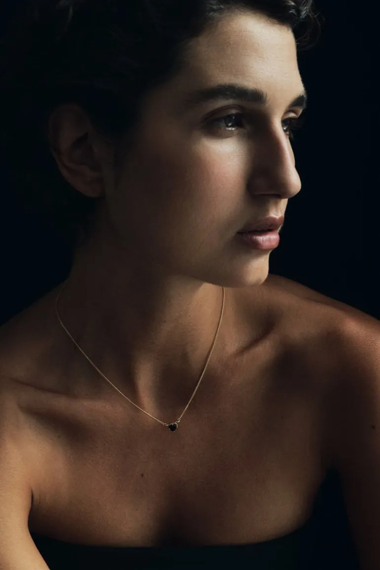 Venus Solitaire Necklace Garnet Gold
