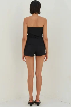 Winifred Hotshort Black